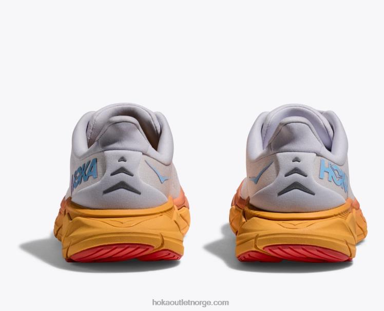 NR606685 arahi 6 kvinner nimbus cloud/blanc de blanc Hoka